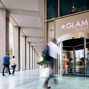 Glam Hotel