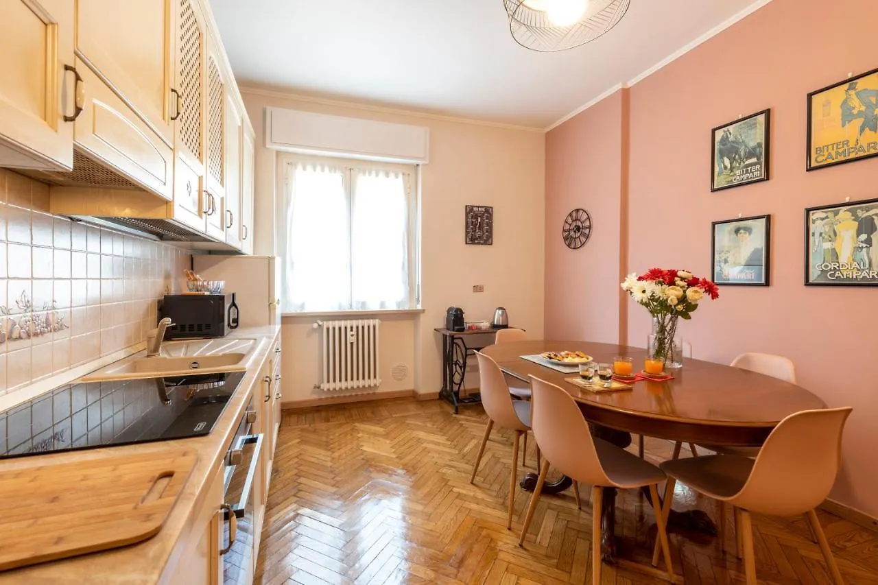 Apartment Bnbutler - Principe Eugenio - Casa Corsini, Un Angolo Retro Milan